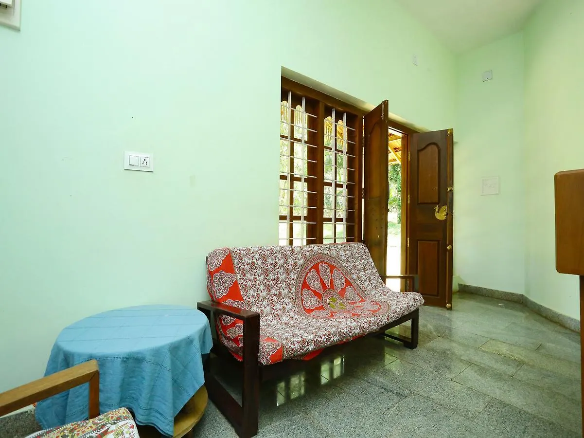 Oyo 11681 Wayanad Blooms 호텔 칼파타