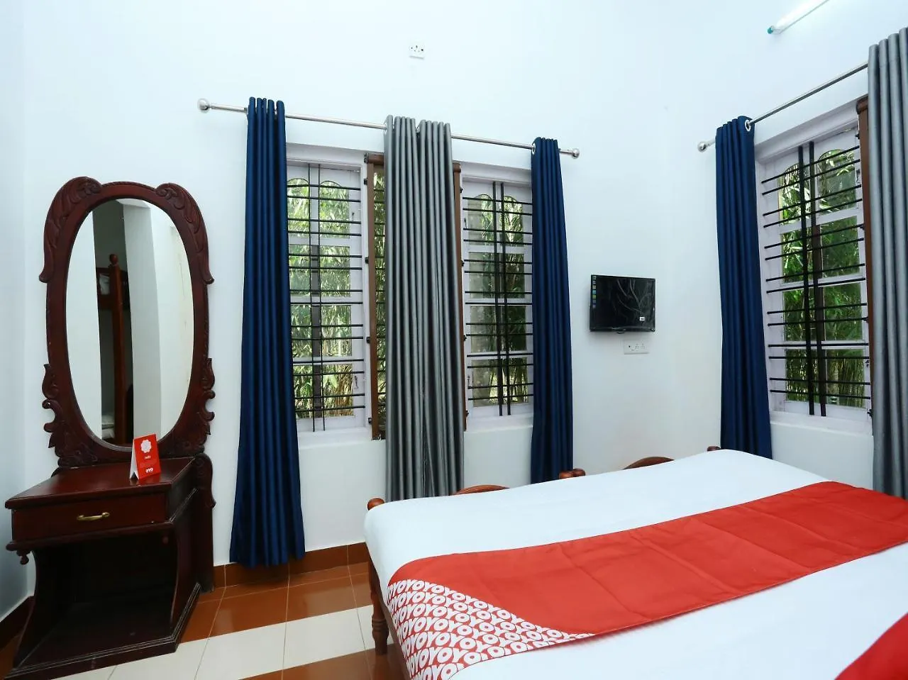 Oyo 11681 Wayanad Blooms Otel Kalpatta 3*,  Hindistan